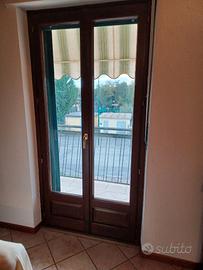 Porta finestra  in legno massello e doppi vetri