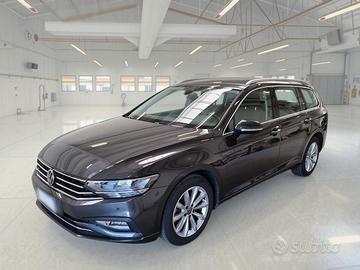 VOLKSWAGEN PASSAT VARIANT 2.0 TDI SCR EVO 110KW BU