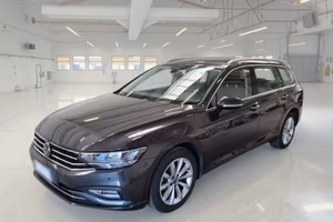 VOLKSWAGEN PASSAT VARIANT 2.0 TDI SCR EVO 110KW BU