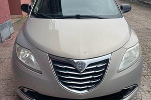 Lancia Ypsilon 1.2 terza serie Gold s&s 69CV