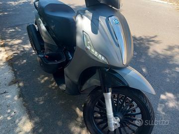 Piaggio Beverly 300 i.e. SPORT TOURER
