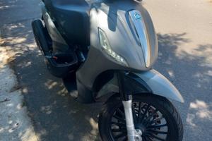 Piaggio Beverly 300 i.e. SPORT TOURER