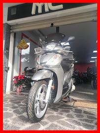 HONDA SH 300 AbsRATE SENZA BUSTAPERMUTEGARANZIA