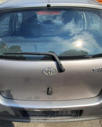 TOYOTA YARIS 2004 - PORTELLONE POSTERIORE