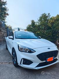 Ford Focus 1.0 ecoboost  ST-Line X 155cv