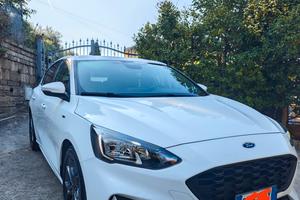 Ford Focus 1.0 ecoboost  ST-Line X 155cv