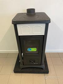 Stufa a legna NORDICA NUOVA