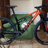 BMC FOURSTROKE 01 ONE TAGLIA M CON O SENZA RUOTE