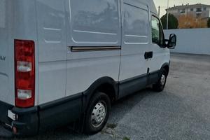 Iveco Daily H2 L2 - 280.000 km - Meccanica rifatta