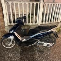 Piaggio Beverly 125 i.e