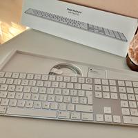 Tastiera Magic Keyboard Touch ID A2520 COME NUOVA