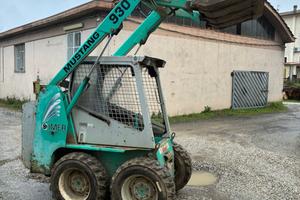 MINIPALA GOMMATA IMER MUSTANG 930 A BENNA E FORCHE