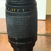 Nikon F80 con zoom 28-80mm e zoom Nikon 70-300mm