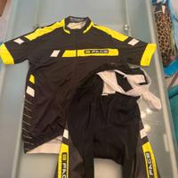 Completo  ciclismo Gist