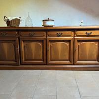 credenza in legno massiccio
