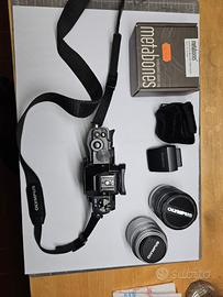 Olympus OM-D con accessori