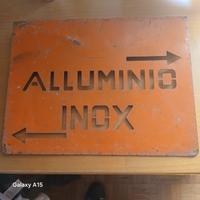 cartellone pubblicitario