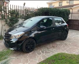 Yaris per neo patentati 1.0 benzina