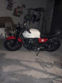 moto guzzi v7 stone 