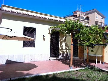 Villino indipendente Ladispoli centro mare LUG AGO