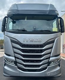 Iveco s way as440s58 t/fp