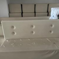 Divani, Pouf e Tavoli