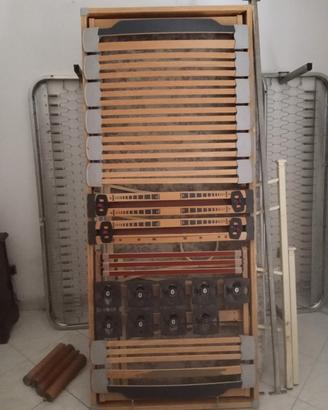 letto per degenza a doghe con supporti mobili