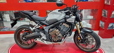 Honda CB650R ABS E-CLUTCH PROMO ULTIMA UNITA'