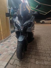 Sym adx 300