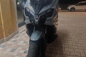 Sym adx 300