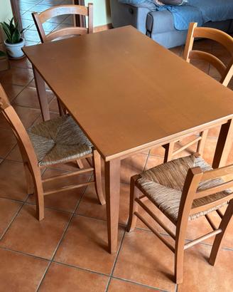 Tavolo da pranzo in legno di faggio + set 4 sedie