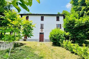 Villa a Serramazzoni