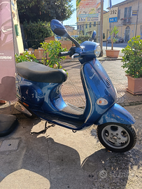 Piaggio Vespa ET2