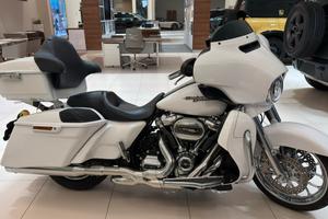 HARLEY DAVIDSON Street Glide Special 107