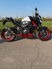 Suzuki gsx-s 750 yugen carbon - 2020