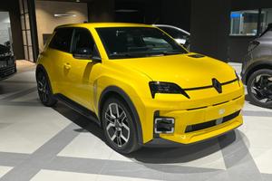 RENAULT R 5 E-TECH ELECTRIC techno 120 cv urban