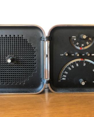 Radio Brionvega Cubo TS502