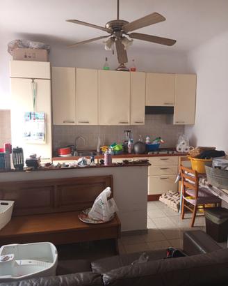 cucina componibile  completa di elettrodomestici