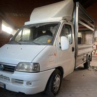 Furgone  da lavoro centinato meccanica 2.8