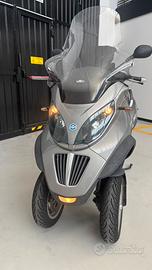 Piaggio MP3 250cc