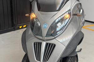 Piaggio MP3 250cc