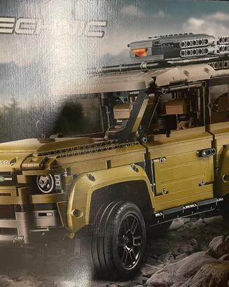 Lego Defender 42110
