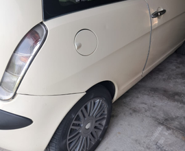 Ypsilon 1.3multijet disel 2006 tel 327 6949011