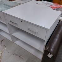 Banco modulare da negozio 