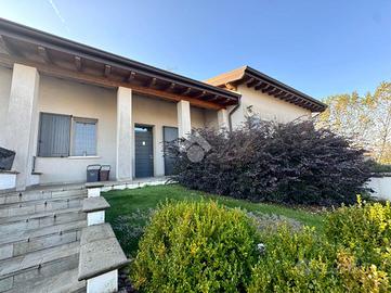 BIFAMILIARE A QUINZANO D'OGLIO