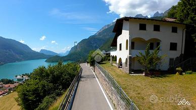 VILLA SINGOLA A MOLVENO