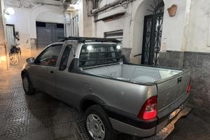 Fiat strada 1.9 JTD 2004