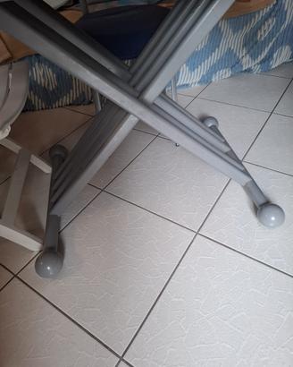 tavolo di cristallo