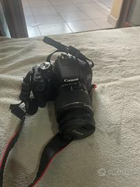 Canon eos 2000D nuova di fabbrica