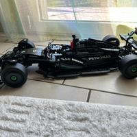 LEGO Technic Mercedes-AMG F1 W14